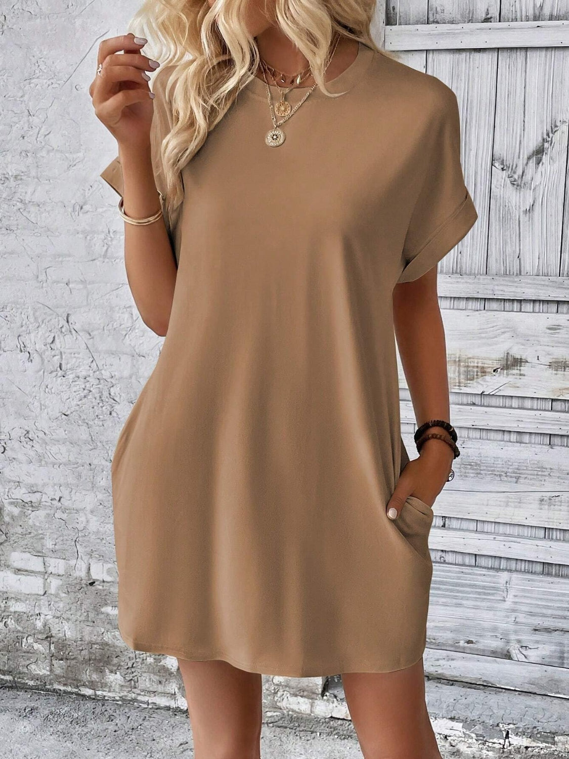 Round Neck Short Sleeve Mini Dress Round Neck Short Sleeve Mini Dress